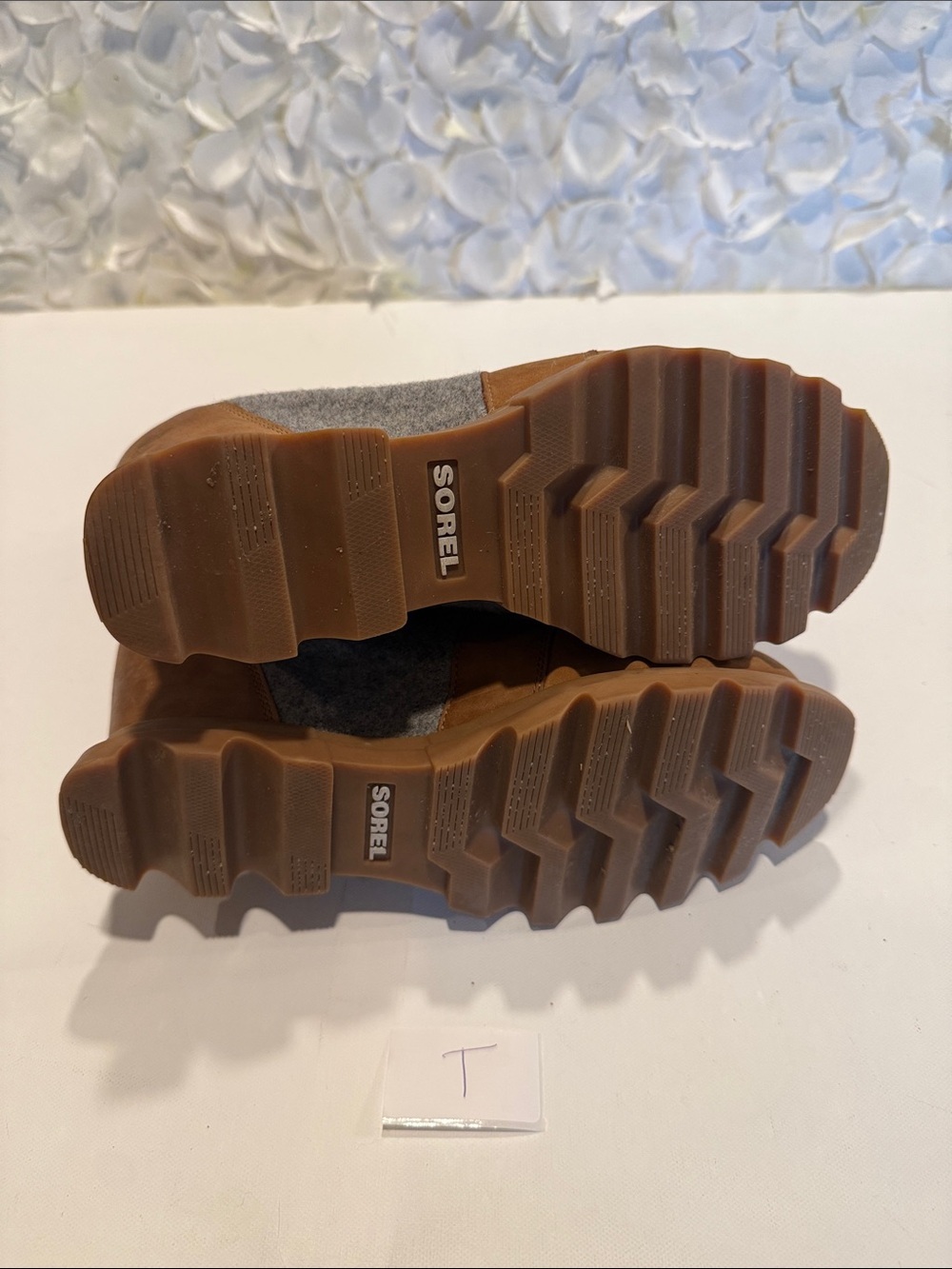 Sorel Brown Lace-Up Leather Ankle Boots with White Patterned Laces - Picture 4 of 5